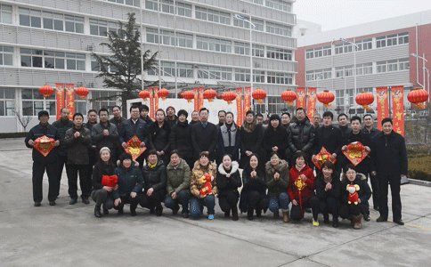 恒鑫化工祝新老客戶新春快樂，心想事成！